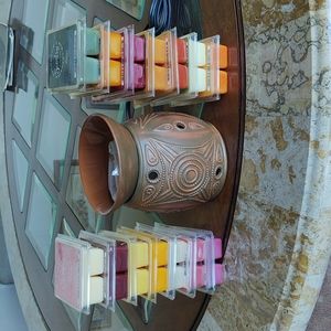 Warmer + 14 packages of Wax Bars Scentsy Pressed Penny Warmer RARE RETIRED